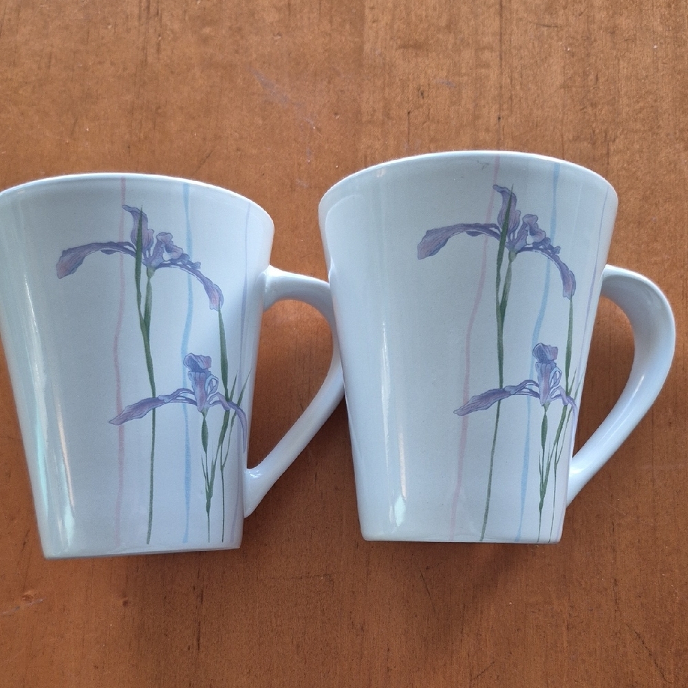 Lot of 2 Corelle Iris Design Mugs - White and Purple